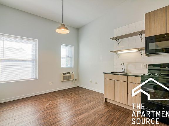 2nd image of 5051 N Kenmore Ave APT 305