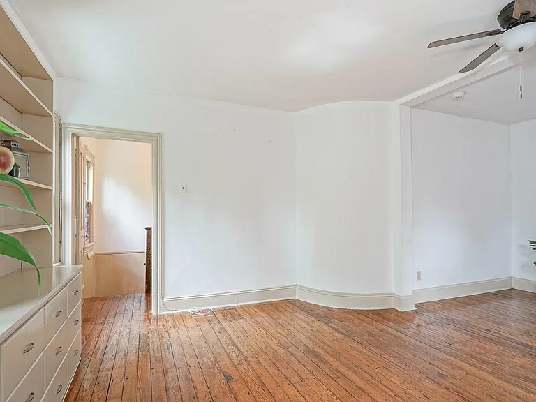 315 Chestnut St — Photo 18