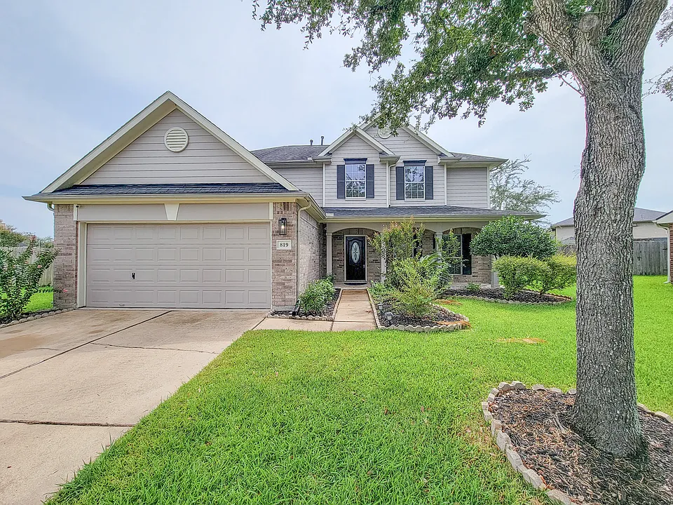 819 Arlington Ln