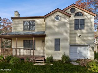 515 S 10th Avenue, Galloway, NJ 08205