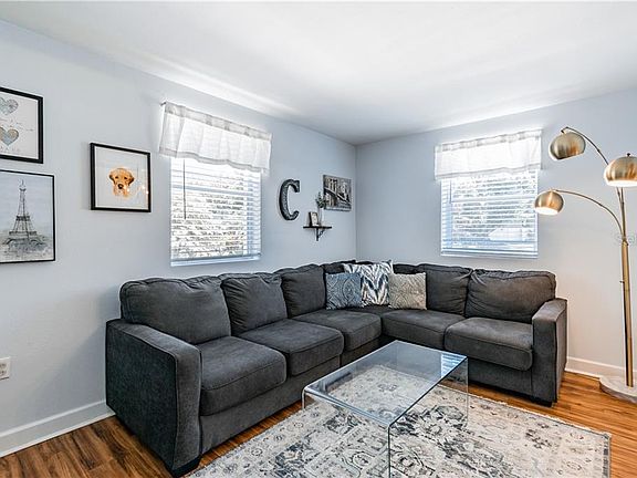 4th image of 3926 W Bay Vista Ave