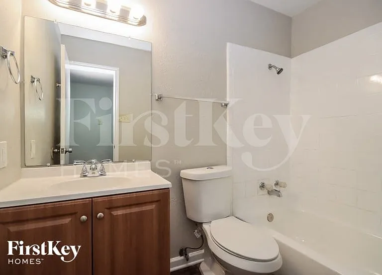 14658 Meyersville Dr — Photo 9