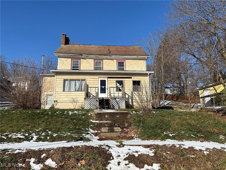 1st image of 245 Main St