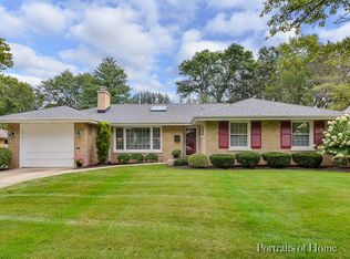 235 Woodstock Ave, Glen Ellyn, IL 60137