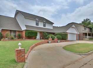 6212 Olde Harwick Cir, Oklahoma City, OK 73162