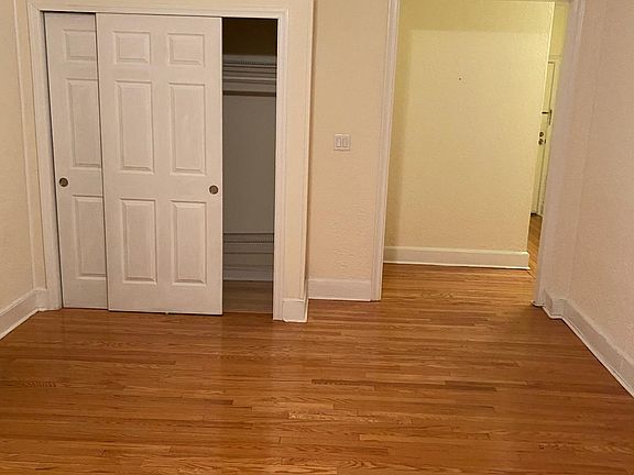 4th image of 501 Millburn Ave #18