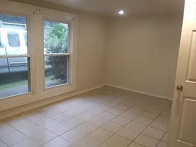 1 bed, 1.0 bath, 786 sqft, $1,100 — Photo 4