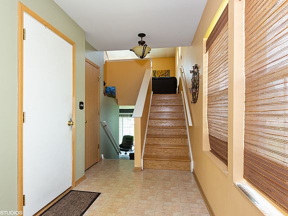 2nd image of 1321 Harvest Dr