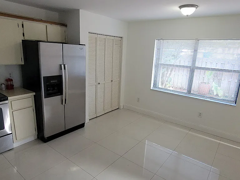 11648 SW 91st Ter — Photo 15