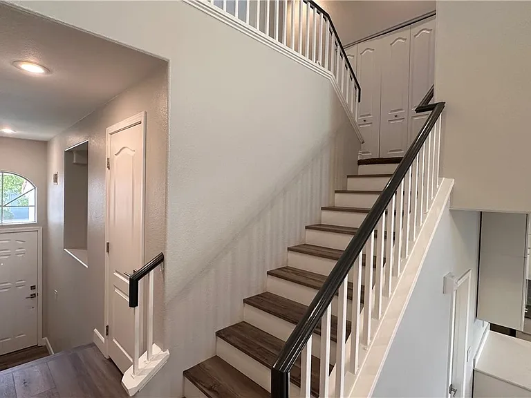 5268 Island Chain Rd — Photo 20