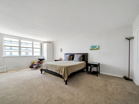 4th image of 5825 Collins Ave APT 10G