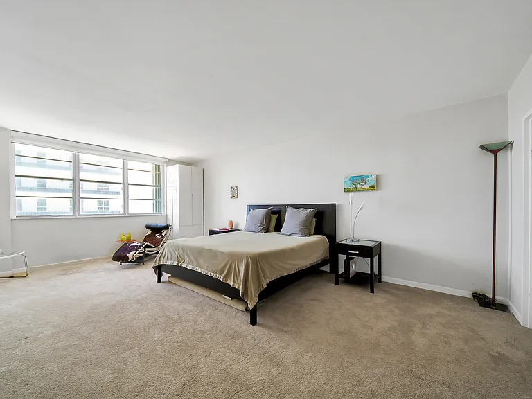 5825 Collins Ave #10G — Photo 4