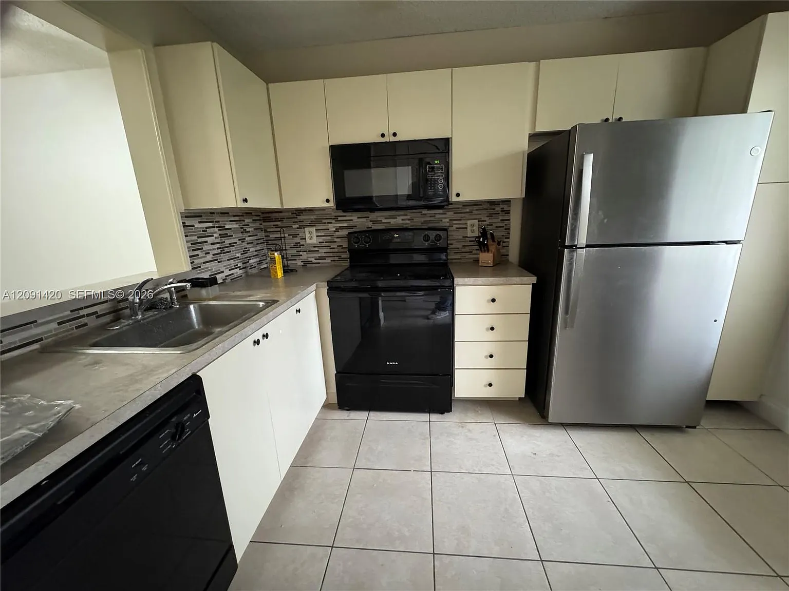 Cascades Of Lauderhill — Photo 1