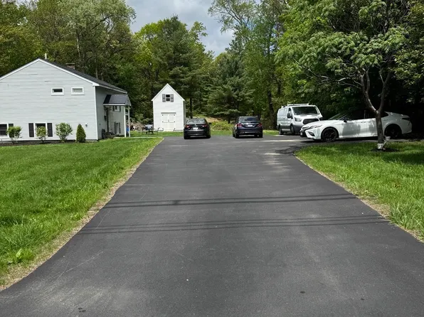 137 Pierce St, West Boylston, MA 01583
