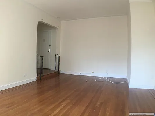 Rented by Sovereign Associates | media 18