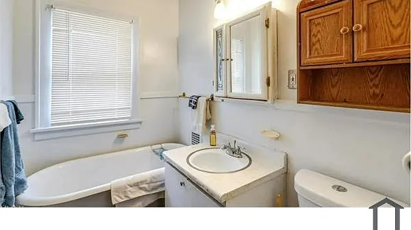 2 bed, 1010 sqft, $1,250 — Photo 3