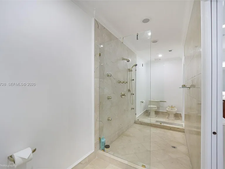 3400 SW 27th Ave #2202 — Photo 17