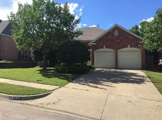2701 Hidden Lake Cv, Grapevine, TX 76051