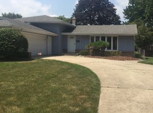9542 Greenwood Ave, Munster, IN 46321