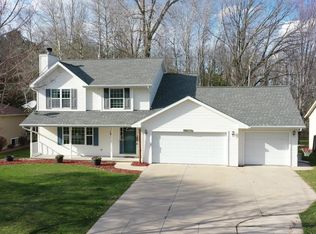 3062 Lepak Ln, Green Bay, WI 54313