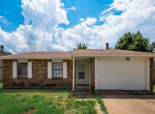 1509 Santa Fe Trl, Grand Prairie, TX 75052