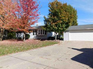 4444 Lauer Rd, Saginaw, MI 48603