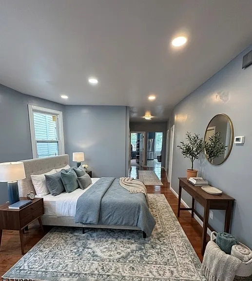 239 S Clinton St #1 — Photo 6