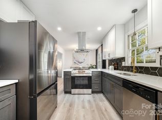7315 Palmetto Ct, Charlotte, NC 28227
