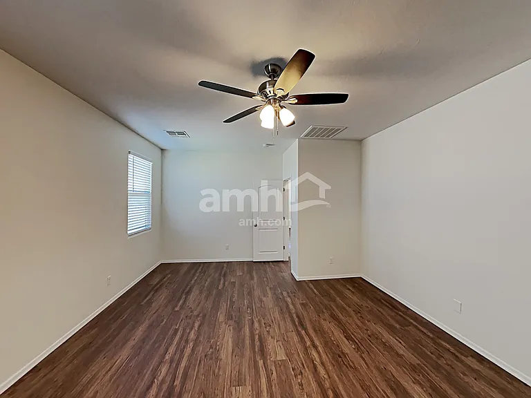 4610 E Fire Opal Ln — Photo 9
