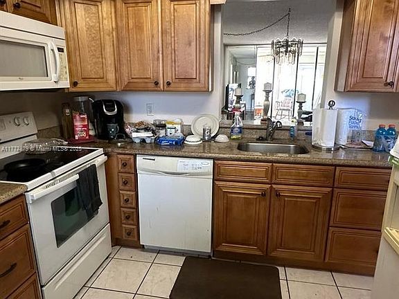 3rd image of 7365 NW 18th St APT 101