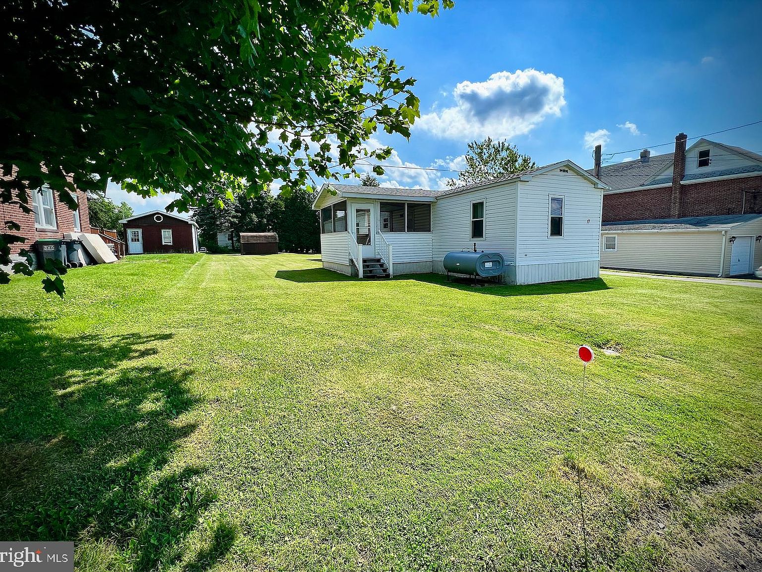 17 Middle St, Mcadoo, PA 18237 Zillow