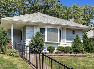 20 Key West Ct, Toms River, NJ 08753