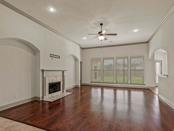 4th image of 17593 Golden Eagle Dr
