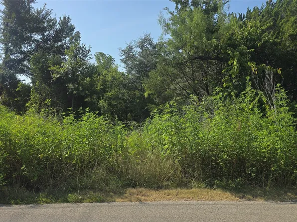 5615 Stonegate Cir, Granbury, TX 76048