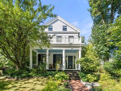 178 Central St, Somerville, MA, 02145