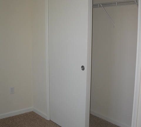 2nd image of 1531 W Lemon St APT 3206