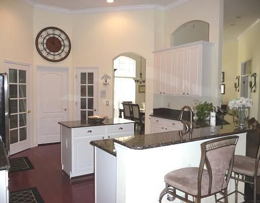 Granite and stainless steel appliances