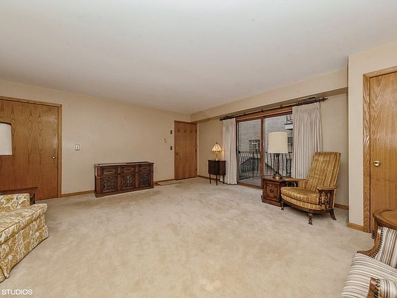 4th image of 2431 N 77th Ave APT 2W