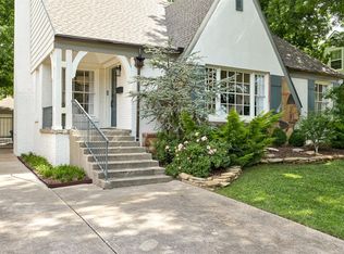 1107 Belford Ave, Nichols Hills, OK 73116