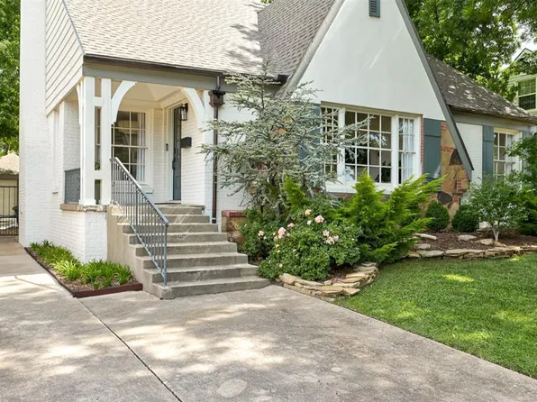 1107 Belford Ave, Nichols Hills, OK 73116