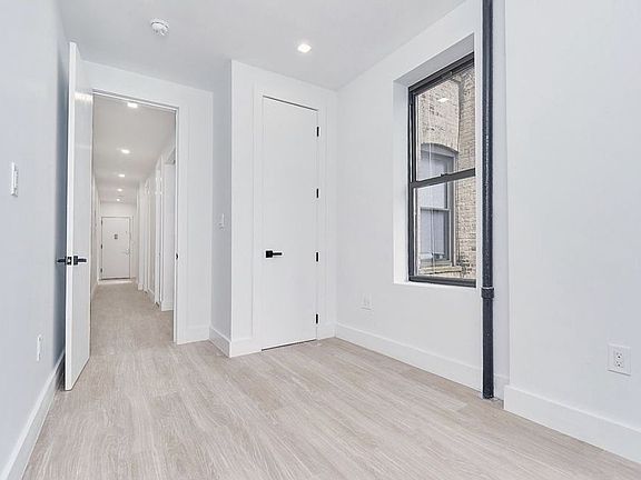 4th image of 586 Lincoln Pl #3