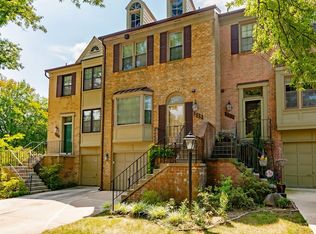 215 Lynn Manor Dr, Rockville, MD 20850