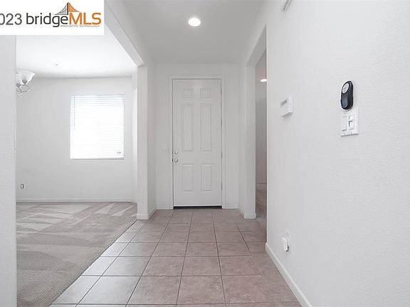 4th image of 4639 Glasgow Ct