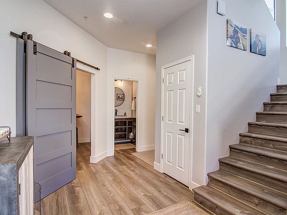 4th image of 19550 N Grayhawk Dr Unit 1002