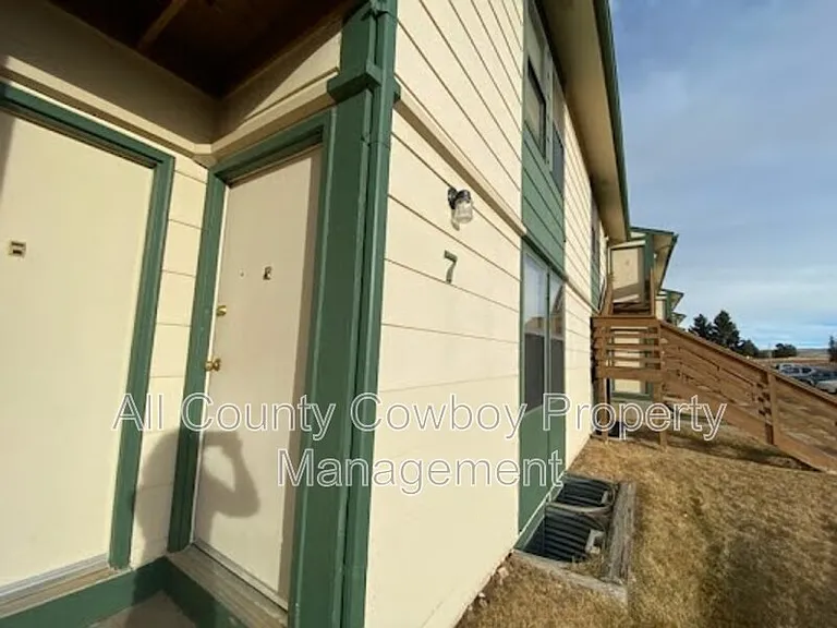 3330 Joanna Brunner Dr #B7 — Photo 7