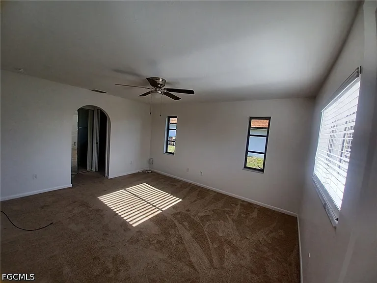 3305 SW 7th Pl — Photo 10