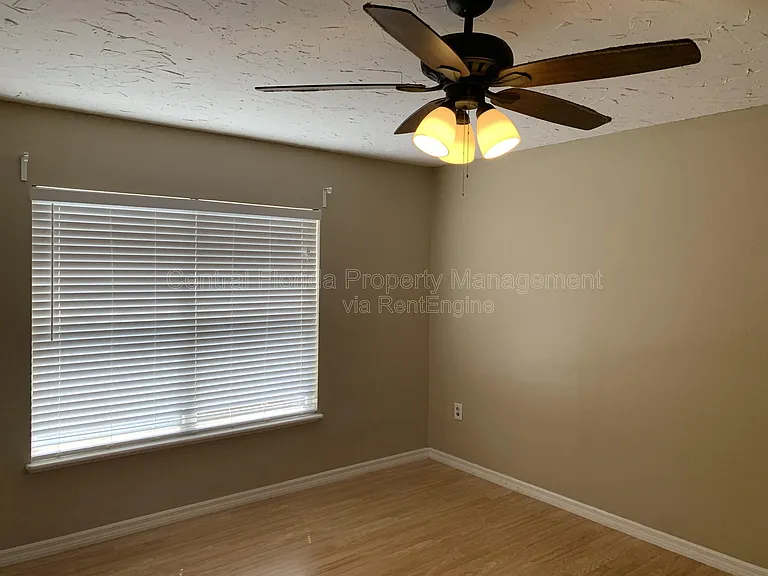 4300 Iveyglen Ave — Photo 7