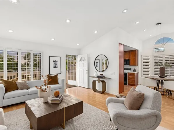 127 Huntington, Irvine, CA 92620