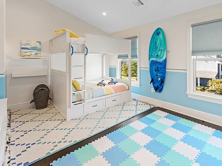 34 Village Green Dr — Photo 16