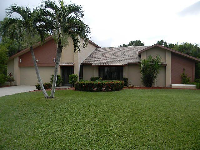 1st image of 17561 Taylor Dr